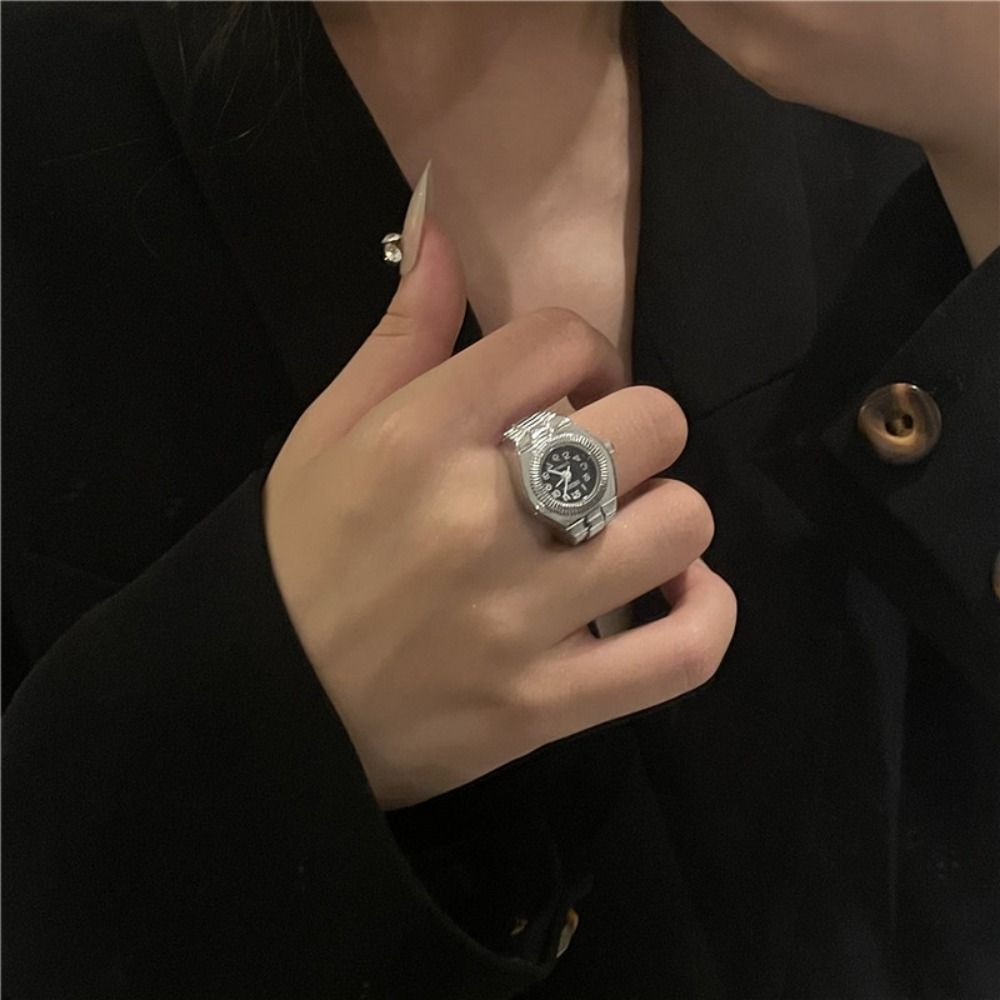 خواتم ساعة يد صغيرة بتصميم بان - مراجعة Canvas Strap Watch وسعره