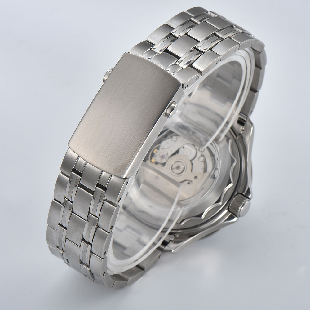 ساعة رجالية بشاشة مضيئة مقاس 4 - مراجعة Stainless Bracelet Diver وسعره